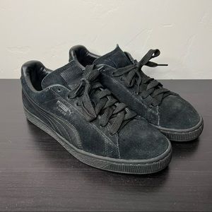 Puma Suede Men’s Size 8.5-9 Triple Black Running Shoes Sneakers Good Condition